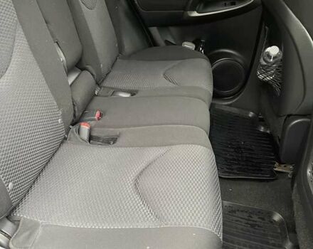 Сірий Тойота РАВ 4, об'ємом двигуна 2 л та пробігом 232 тис. км за 12900 $, фото 14 на Automoto.ua