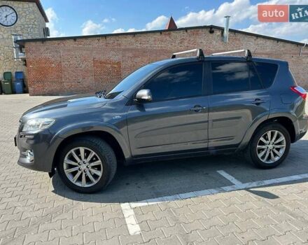 Серый Тойота РАВ 4, объемом двигателя 2.23 л и пробегом 215 тыс. км за 13799 $, фото 5 на Automoto.ua