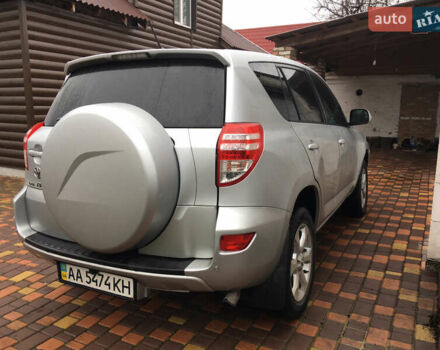Сірий Тойота РАВ 4, об'ємом двигуна 2 л та пробігом 101 тис. км за 8500 $, фото 35 на Automoto.ua