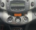 Сірий Тойота РАВ 4, об'ємом двигуна 2 л та пробігом 232 тис. км за 12900 $, фото 19 на Automoto.ua