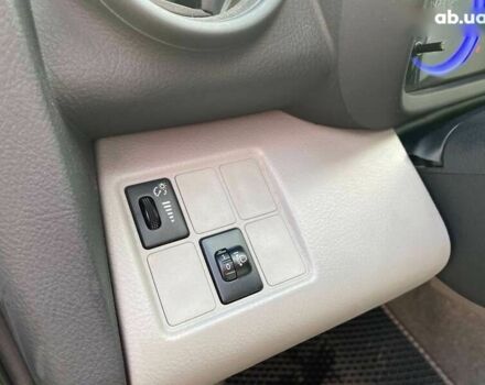 Серый Тойота РАВ 4, объемом двигателя 1.5 л и пробегом 142 тыс. км за 11500 $, фото 11 на Automoto.ua