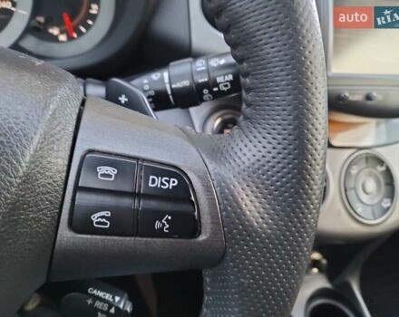 Сірий Тойота РАВ 4, об'ємом двигуна 2.23 л та пробігом 185 тис. км за 13800 $, фото 21 на Automoto.ua