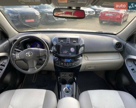 Тойота РАВ 4 2012 в Львове на Automoto.ua Серый Тойота РАВ 4, объемом двигателя 0 л и пробегом 142 тыс. км за 11500 $, фото 8 на Automoto.ua