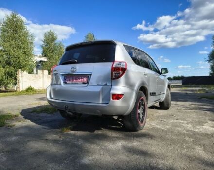 Серый Тойота РАВ 4, объемом двигателя 0 л и пробегом 257 тыс. км за 13800 $, фото 3 на Automoto.ua