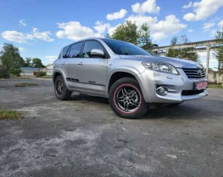 Серый Тойота РАВ 4, объемом двигателя 0 л и пробегом 257 тыс. км за 13800 $, фото 2 на Automoto.ua