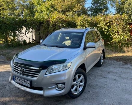 Сірий Тойота РАВ 4, об'ємом двигуна 2 л та пробігом 170 тис. км за 12800 $, фото 1 на Automoto.ua