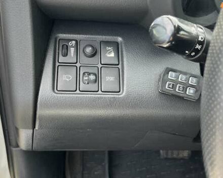 Сірий Тойота РАВ 4, об'ємом двигуна 2 л та пробігом 270 тис. км за 14700 $, фото 7 на Automoto.ua