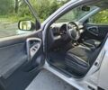 Серый Тойота РАВ 4, объемом двигателя 0 л и пробегом 257 тыс. км за 13800 $, фото 5 на Automoto.ua