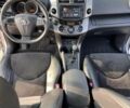 Тойота РАВ 4 2012 в Ровно на Automoto.ua Серый Тойота РАВ 4, объемом двигателя 2.2 л и пробегом 257 тыс. км за 13950 $, фото 25 на Automoto.ua