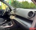 Серый Тойота РАВ 4, объемом двигателя 2 л и пробегом 149 тыс. км за 11350 $, фото 12 на Automoto.ua