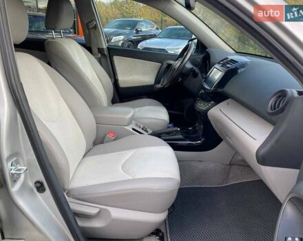 Тойота РАВ 4 2012 в Львове на Automoto.ua Серый Тойота РАВ 4, объемом двигателя 0 л и пробегом 142 тыс. км за 11500 $, фото 22 на Automoto.ua