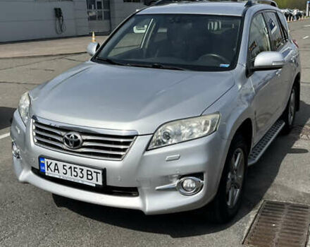 Сірий Тойота РАВ 4, об'ємом двигуна 2 л та пробігом 270 тис. км за 14700 $, фото 10 на Automoto.ua