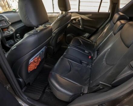 Сірий Тойота РАВ 4, об'ємом двигуна 2.2 л та пробігом 187 тис. км за 8000 $, фото 16 на Automoto.ua