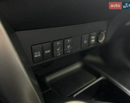 Тойота РАВ 4 2012 в Львове на Automoto.ua Серый Тойота РАВ 4, объемом двигателя 2.49 л и пробегом 180 тыс. км за 16500 $, фото 16 на Automoto.ua