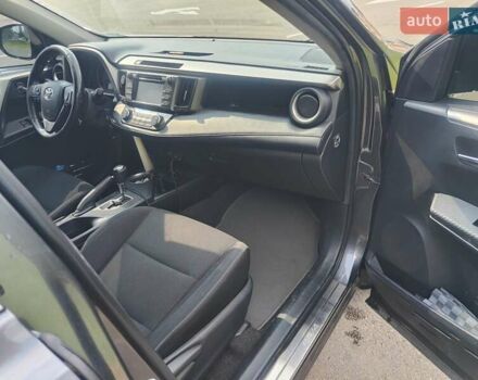 Сірий Тойота РАВ 4, об'ємом двигуна 2.49 л та пробігом 276 тис. км за 17250 $, фото 11 на Automoto.ua