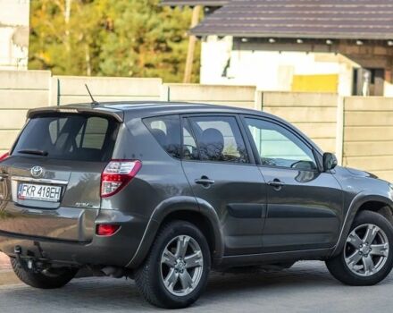 Сірий Тойота РАВ 4, об'ємом двигуна 2.2 л та пробігом 187 тис. км за 7200 $, фото 13 на Automoto.ua