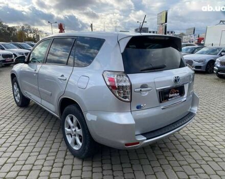 Серый Тойота РАВ 4, объемом двигателя 1.5 л и пробегом 142 тыс. км за 11500 $, фото 4 на Automoto.ua