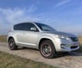 Тойота РАВ 4 2012 в Ровно на Automoto.ua Серый Тойота РАВ 4, объемом двигателя 2.2 л и пробегом 257 тыс. км за 13950 $, фото 4 на Automoto.ua