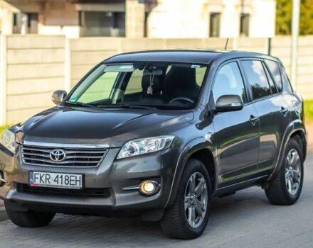 Сірий Тойота РАВ 4, об'ємом двигуна 2.2 л та пробігом 187 тис. км за 7200 $, фото 14 на Automoto.ua