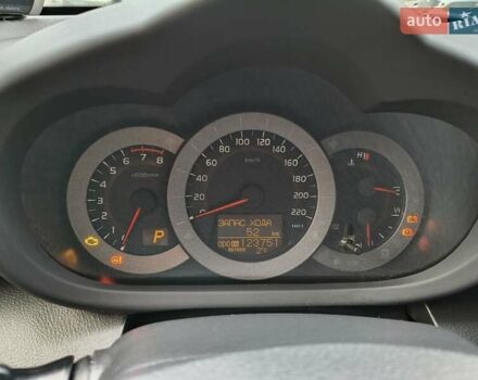 Сірий Тойота РАВ 4, об'ємом двигуна 2 л та пробігом 124 тис. км за 13800 $, фото 8 на Automoto.ua