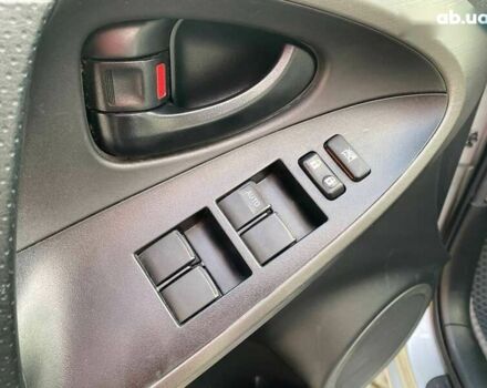 Серый Тойота РАВ 4, объемом двигателя 1.5 л и пробегом 142 тыс. км за 11500 $, фото 10 на Automoto.ua