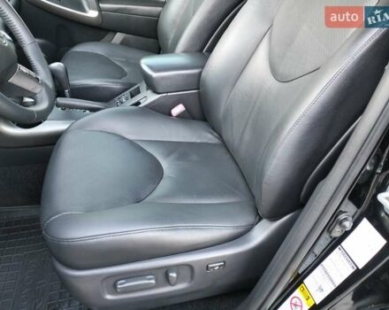 Сірий Тойота РАВ 4, об'ємом двигуна 2.23 л та пробігом 185 тис. км за 13800 $, фото 5 на Automoto.ua