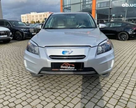 Серый Тойота РАВ 4, объемом двигателя 1.5 л и пробегом 142 тыс. км за 11500 $, фото 1 на Automoto.ua