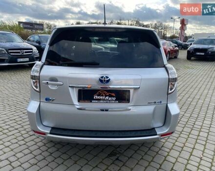 Тойота РАВ 4 2012 в Львове на Automoto.ua Серый Тойота РАВ 4, объемом двигателя 0 л и пробегом 142 тыс. км за 11500 $, фото 5 на Automoto.ua