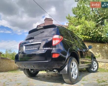 Сірий Тойота РАВ 4, об'ємом двигуна 2.2 л та пробігом 185 тис. км за 14800 $, фото 6 на Automoto.ua
