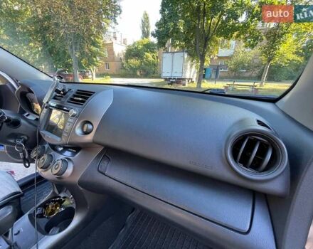 Серый Тойота РАВ 4, объемом двигателя 1.99 л и пробегом 160 тыс. км за 15500 $, фото 26 на Automoto.ua