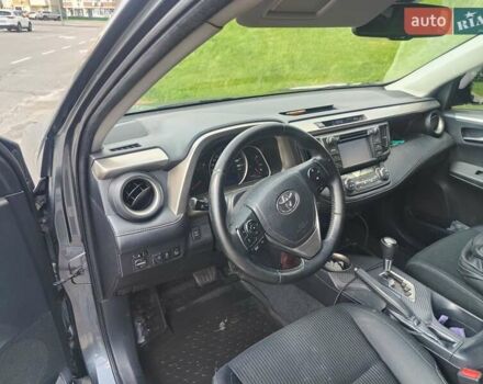 Сірий Тойота РАВ 4, об'ємом двигуна 2.49 л та пробігом 276 тис. км за 17250 $, фото 8 на Automoto.ua