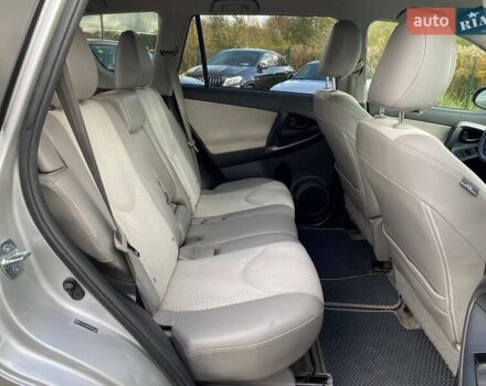 Тойота РАВ 4 2012 в Львове на Automoto.ua Серый Тойота РАВ 4, объемом двигателя 0 л и пробегом 142 тыс. км за 11500 $, фото 21 на Automoto.ua