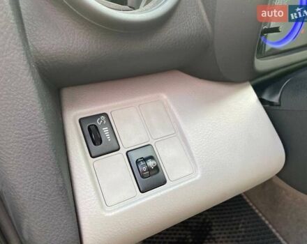 Тойота РАВ 4 2012 в Львове на Automoto.ua Серый Тойота РАВ 4, объемом двигателя 0 л и пробегом 142 тыс. км за 11500 $, фото 11 на Automoto.ua