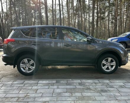 Серый Тойота РАВ 4, объемом двигателя 2.2 л и пробегом 208 тыс. км за 15800 $, фото 9 на Automoto.ua