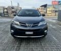 Серый Тойота РАВ 4, объемом двигателя 2 л и пробегом 220 тыс. км за 18450 $, фото 1 на Automoto.ua