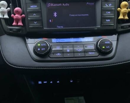 Серый Тойота РАВ 4, объемом двигателя 2.49 л и пробегом 125 тыс. км за 17500 $, фото 6 на Automoto.ua