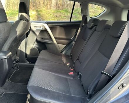 Серый Тойота РАВ 4, объемом двигателя 2.2 л и пробегом 208 тыс. км за 15800 $, фото 19 на Automoto.ua