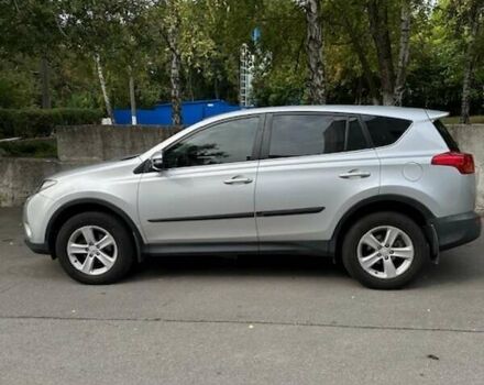 Тойота РАВ 4 2013 у Запоріжжя на Automoto.ua Сірий Тойота РАВ 4, об'ємом двигуна 2.23 л та пробігом 111 тис. км за 19000 $, фото 9 на Automoto.ua