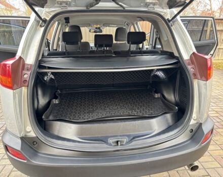 Сірий Тойота РАВ 4, об'ємом двигуна 2.5 л та пробігом 175 тис. км за 15600 $, фото 4 на Automoto.ua