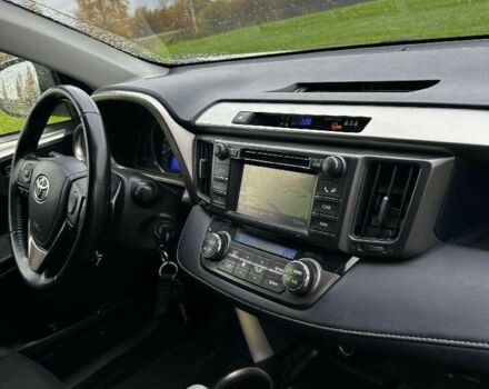 Тойота РАВ 4 2013 в Житомире на Automoto.ua Серый Тойота РАВ 4, объемом двигателя 2 л и пробегом 197 тыс. км за 8100 $, фото 13 на Automoto.ua