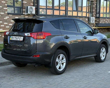 Тойота РАВ 4 2013 у Житомирі на Automoto.ua Сірий Тойота РАВ 4, об'ємом двигуна 2.23 л та пробігом 274 тис. км за 15200 $, фото 9 на Automoto.ua