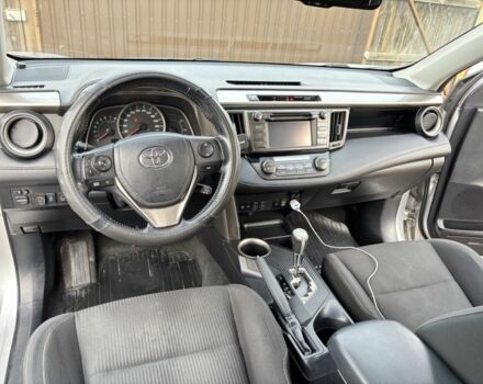 Сірий Тойота РАВ 4, об'ємом двигуна 2.5 л та пробігом 175 тис. км за 15600 $, фото 5 на Automoto.ua