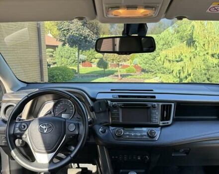 Тойота РАВ 4 2013 у Полтаві на Automoto.ua Сірий Тойота РАВ 4, об'ємом двигуна 2.23 л та пробігом 245 тис. км за 17300 $, фото 9 на Automoto.ua