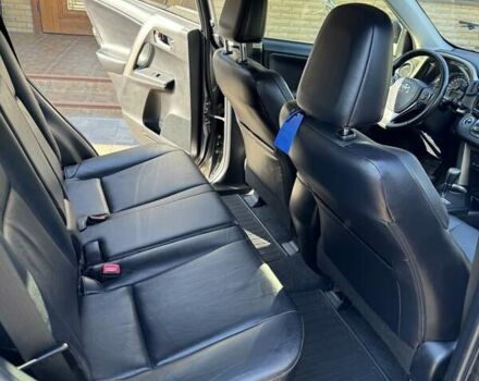 Тойота РАВ 4 2013 у Полтаві на Automoto.ua Сірий Тойота РАВ 4, об'ємом двигуна 2.23 л та пробігом 245 тис. км за 17300 $, фото 7 на Automoto.ua