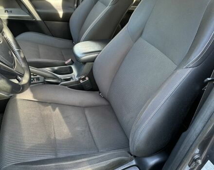 Серый Тойота РАВ 4, объемом двигателя 2.2 л и пробегом 208 тыс. км за 15800 $, фото 16 на Automoto.ua