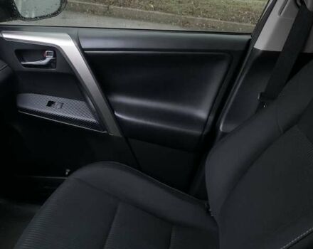 Серый Тойота РАВ 4, объемом двигателя 2.49 л и пробегом 125 тыс. км за 17500 $, фото 9 на Automoto.ua