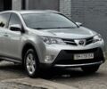 Сірий Тойота РАВ 4, об'ємом двигуна 2 л та пробігом 272 тис. км за 14000 $, фото 1 на Automoto.ua