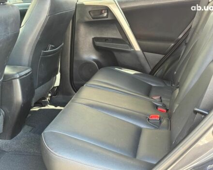 Тойота РАВ 4 2013 в Одессе на Automoto.ua Серый Тойота РАВ 4, объемом двигателя 2.5 л и пробегом 238 тыс. км за 14940 $, фото 17 на Automoto.ua