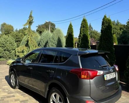 Тойота РАВ 4 2013 у Полтаві на Automoto.ua Сірий Тойота РАВ 4, об'ємом двигуна 2.23 л та пробігом 245 тис. км за 17300 $, фото 2 на Automoto.ua