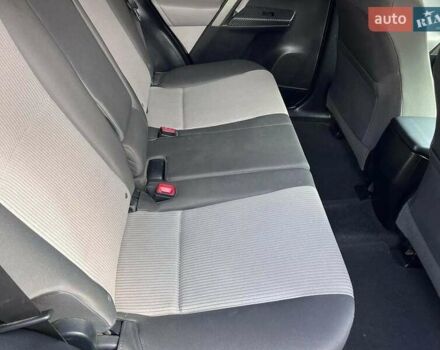 Сірий Тойота РАВ 4, об'ємом двигуна 2.49 л та пробігом 251 тис. км за 11000 $, фото 9 на Automoto.ua